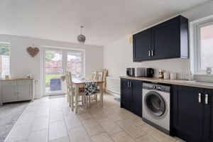 Kitchen/Diner- click for photo gallery